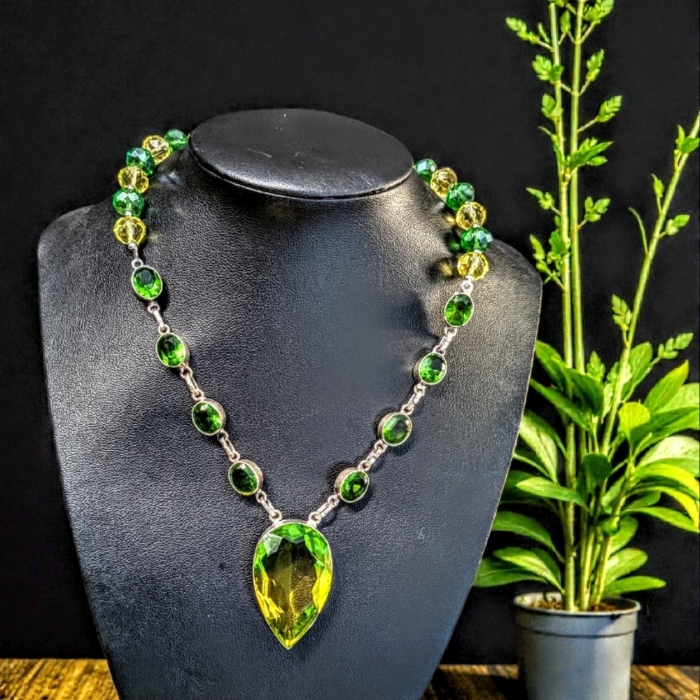 Peridot Gemstone Necklace In Sterling Silver Stamped 925